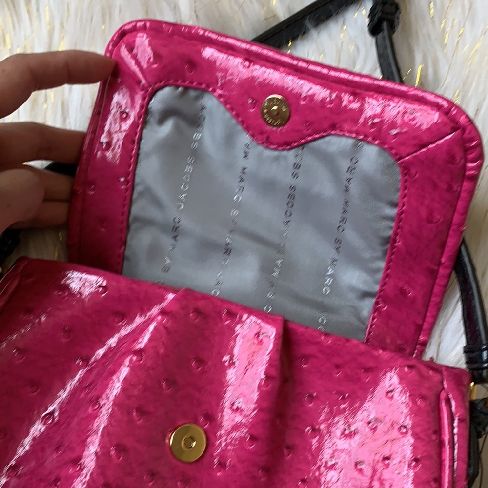 Marc Jacobs Pop Pink Ostrich pattern Crossbody bag - Picture 8 of 17
